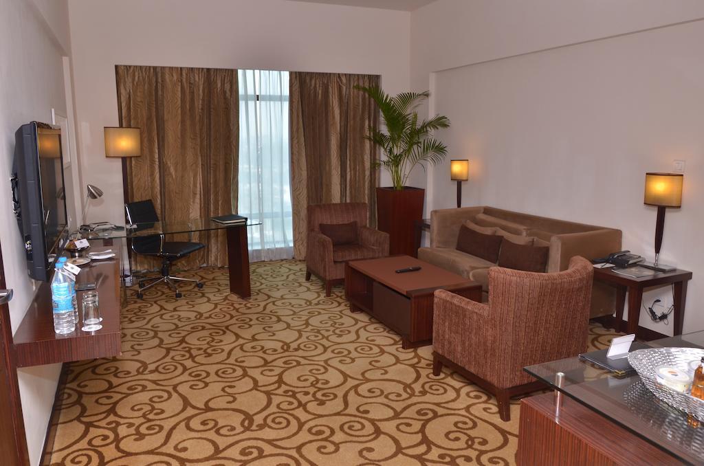 Country Inn & Suites By Radisson, Sahibabad Ghaziabad Exterior foto