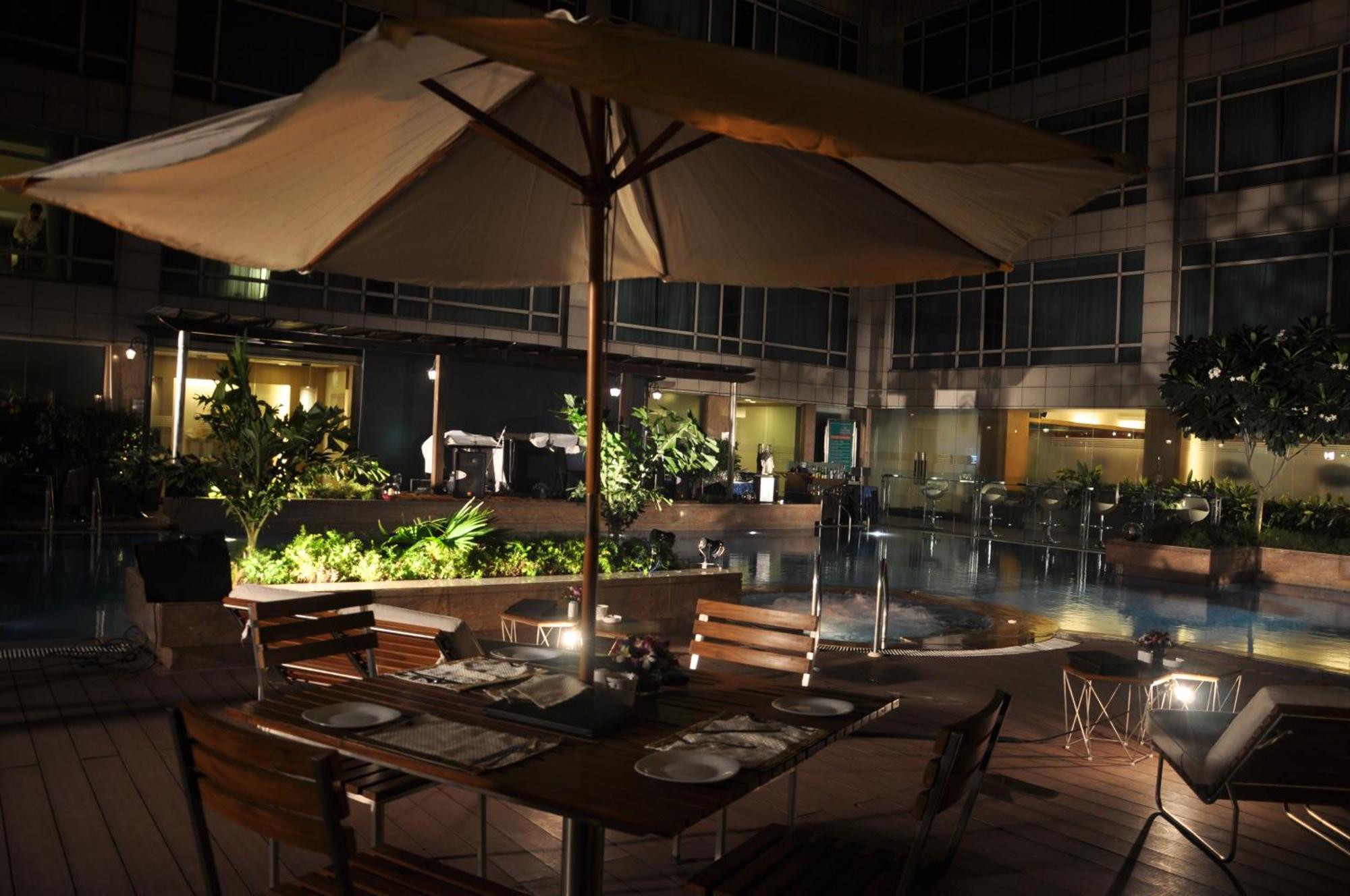 Country Inn & Suites By Radisson, Sahibabad Ghaziabad Exterior foto