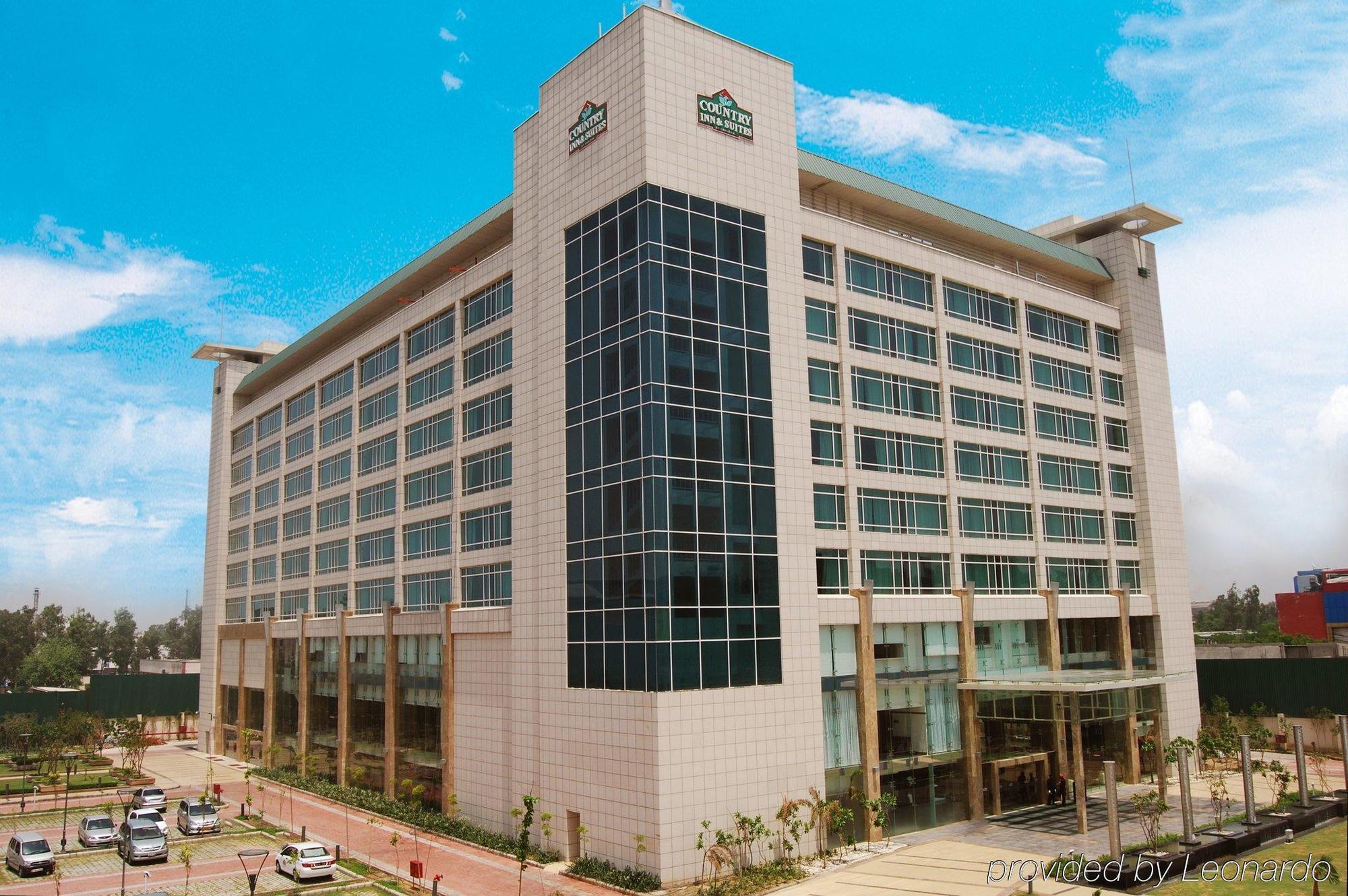 Country Inn & Suites By Radisson, Sahibabad Ghaziabad Exterior foto