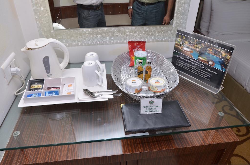 Country Inn & Suites By Radisson, Sahibabad Ghaziabad Exterior foto