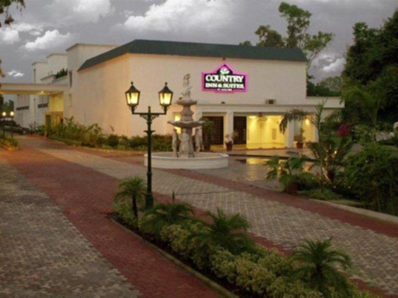 Country Inn & Suites By Radisson, Sahibabad Ghaziabad Exterior foto